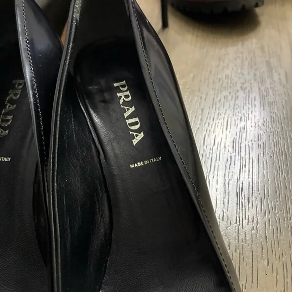 Prada Black Leather Heels with Chain Accent - Picture 2 of 8